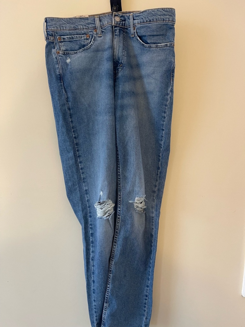 Levi's Men’s Slim Distressed Blue Denim Jeans